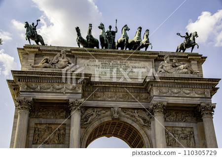Early summer cityscape of Milan, Italy Early summer cityscape of Milan, Italy 110305729