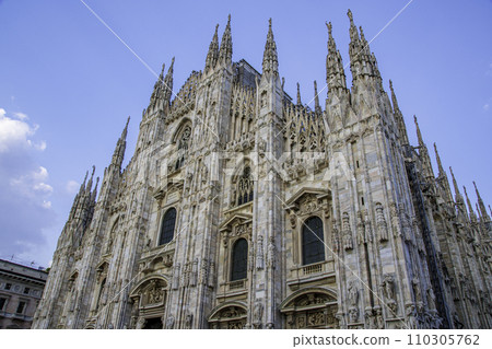 義大利米蘭初夏城市景觀 110305762