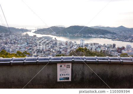 View from the bell tower of Senkoji Temple (Onomichi City, Hiroshima Prefecture) View from the bell tower of Senkoji Temple (Onomichi City, Hiroshima Prefecture) 110309394
