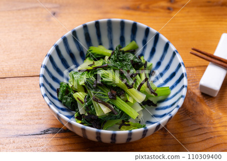 Tarsai seasoned with salted kelp 110309400