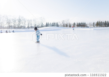 孩子們滑冰 110311322