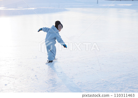 kids skating 110311463