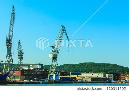heavy load dockside cranes heavy load dockside cranes 110311505