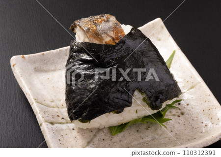 烤青花魚飯糰 110312391