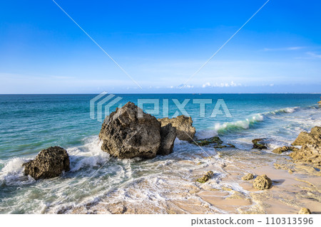 Kubu Beach 110313596