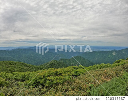 Mt. Chokai and Yokote Basin from Mt. Wagadake 110313687
