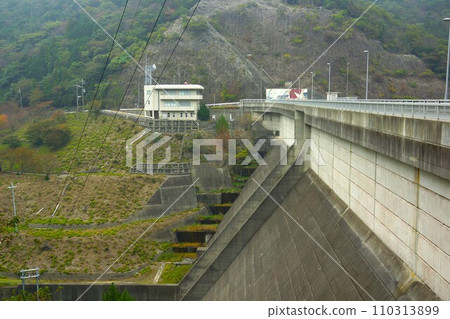 Embankment of Yotsuruha Dam 110313899
