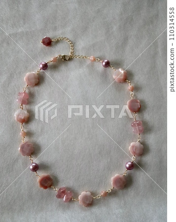 Pink shell short necklace (natural stone accessory) Pink shell short necklace (natural stone accessory) 110314558
