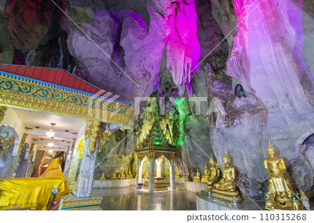 THAILAND PHETCHABURI WAT THAM KHAO YOI CAVE THAILAND PHETCHABURI WAT THAM KHAO YOI CAVE 110315268