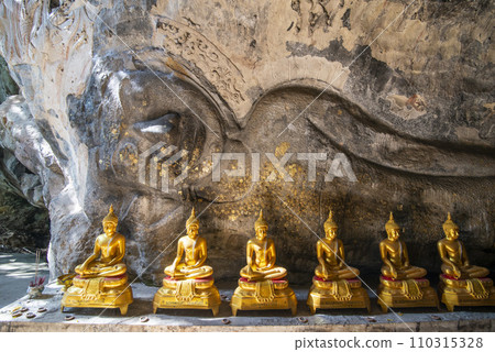 THAILAND RATCHABURI THAM KHAO NGU CAVE THAILAND RATCHABURI THAM KHAO NGU CAVE 110315328