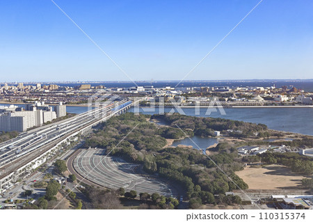 從東京都江戶川區葛西臨海公園的大型摩天輪眺望千葉縣 從東京都江戶川區葛西臨海公園的大型摩天輪眺望千葉縣 110315374