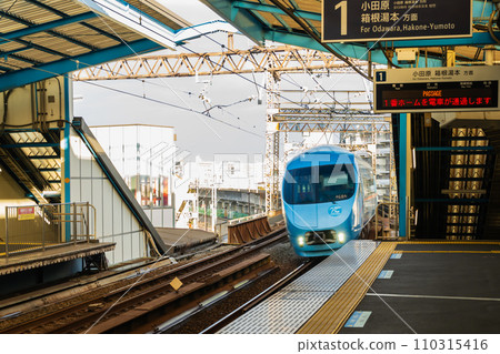 Romance Car Limited Express Fujisan passing through Ebina Station on the Odakyu Line Romance Car Limited Express Fujisan passing through Ebina Station on the Odakyu Line 110315416