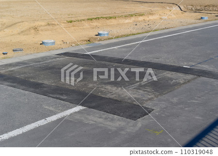 不平坦的路面 110319048