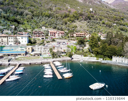 View of the harbor and Piazzetta in summer. Portofino, Liguria, Italy 110319844