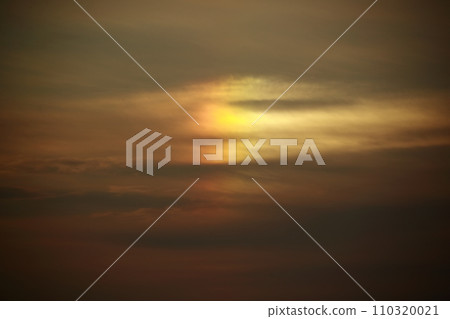 虹彩反射 110320021