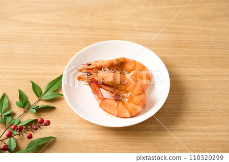 Boiled shrimp 110320299