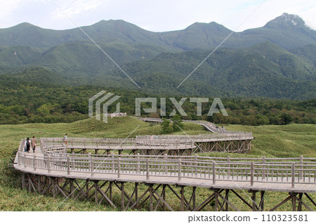 Shiretoko Five Lakes Elevated Boardwalk Shiretoko Mountains Primeval Forest Observation Deck 110323581