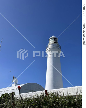 White lighthouse 110324022