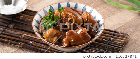 Taiwan Snacks Braised Pork Knuckle Pork Knuckle Braised Egg Braised Quail Egg Braised Pork Knuckle Pork Knuckle 110327871