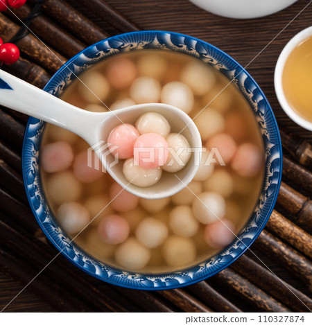 Tang Yuan Winter Solstice Red White Pink Tang yuan タンユエン 団子 110327874