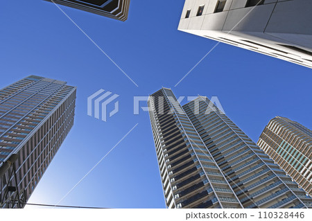 High rise apartment 110328446