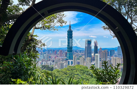 從象山看台北101 110329872