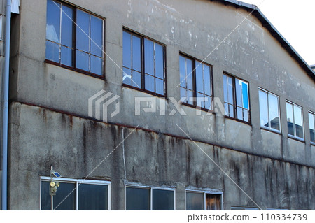 Closed factory 110334739