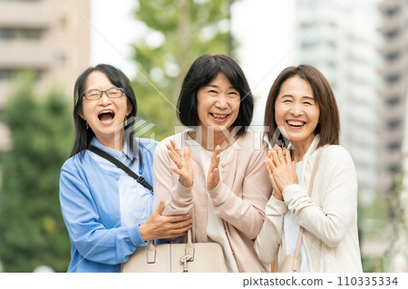 好朋友高級女性外出 110335334