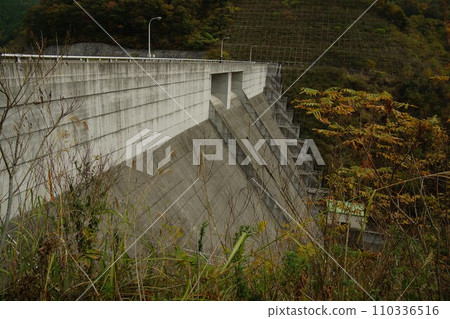 川平水壩堤防 川平水壩堤防 110336516