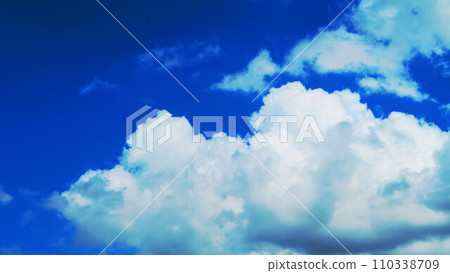 Beautiful scenery of blue sky and white clouds 110338709