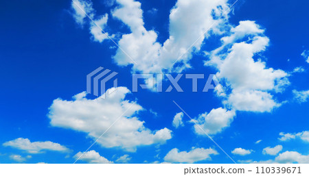 Beautiful scenery of blue sky and white clouds 110339671