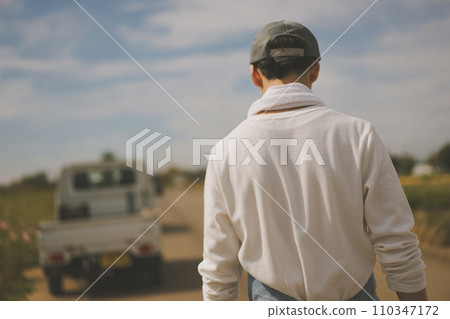 farmer, farmhouse, gents 110347172