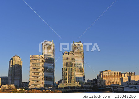 橫濱港邊的日出 橫濱港邊的日出 110348290