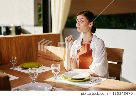 Beauty lifestyle person women female young 110348470