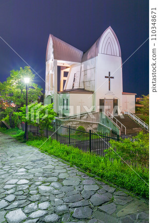 Hakodate, Hokkaido_Night view of St. John's Church 110348671