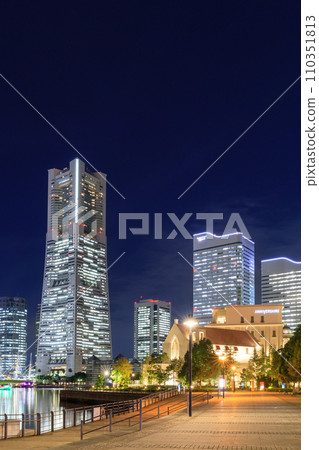 橫濱港未來_人少的夜景 110351813