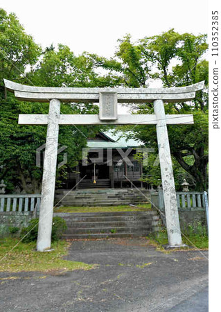 Seiko Shrine Torii Gate in Kitsuki Castle, Oita Prefecture 110352385