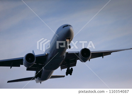 客機起降畫面 110354087