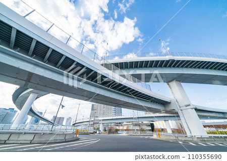 「東京」首都高速東雲交會處 110355690