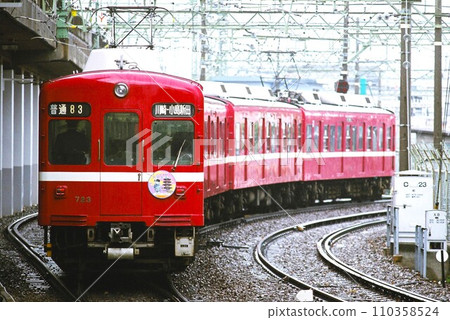 Keihin Electric Railway Series 700 on the Daishi Line heading for Kojimashinden 110358524