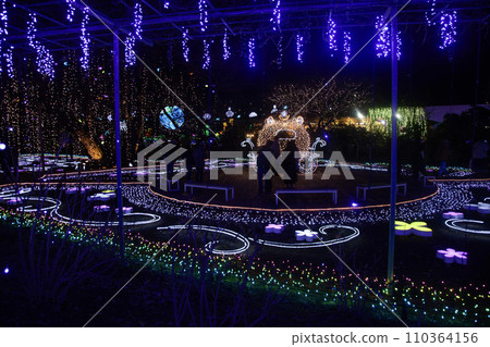 illumination 110364156