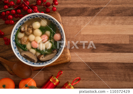 湯圓 冬至 鹹湯圓 紅色 白色 粉色 Tang yuan タンユエン 団子 湯圓 冬至 鹹湯圓 紅色 白色 粉色 Tang yuan タンユエン 団子 110372429