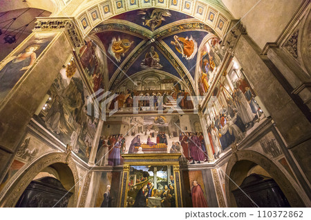 Santa Trinita church, Florence, Italy Santa Trinita church, Florence, Italy 110372862