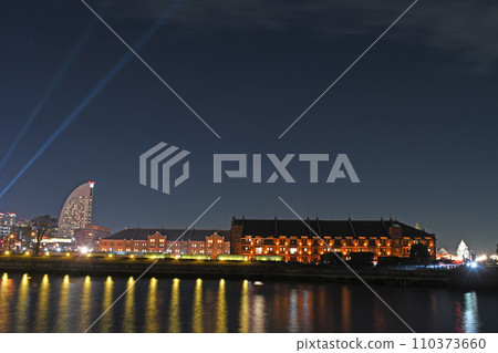 橫濱港未來21的夜景 橫濱港未來21的夜景 110373660