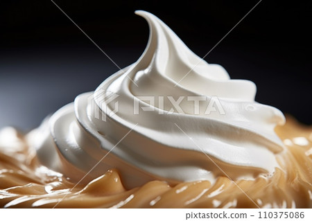 White meringue, simple summer dessert 110375086