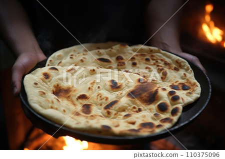 Baking of Arabs India - Pakistan Naan Roti Parata 110375096