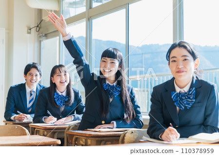 High school students wearing uniforms studying in the classroom 110378959