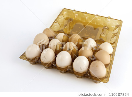 Weekday chicken eggs. Eggs with chicken manure. 110387834