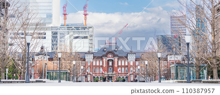 「東京」從行幸街看到的東京車站大樓 「東京」從行幸街看到的東京車站大樓 110387957