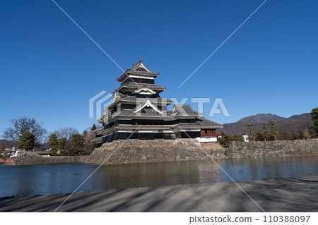 國寶松本城堡 110388097